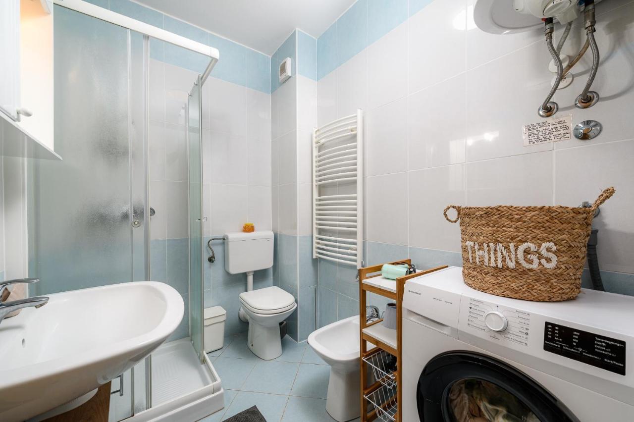 Apartment Ares 13 In Umag Center Экстерьер фото