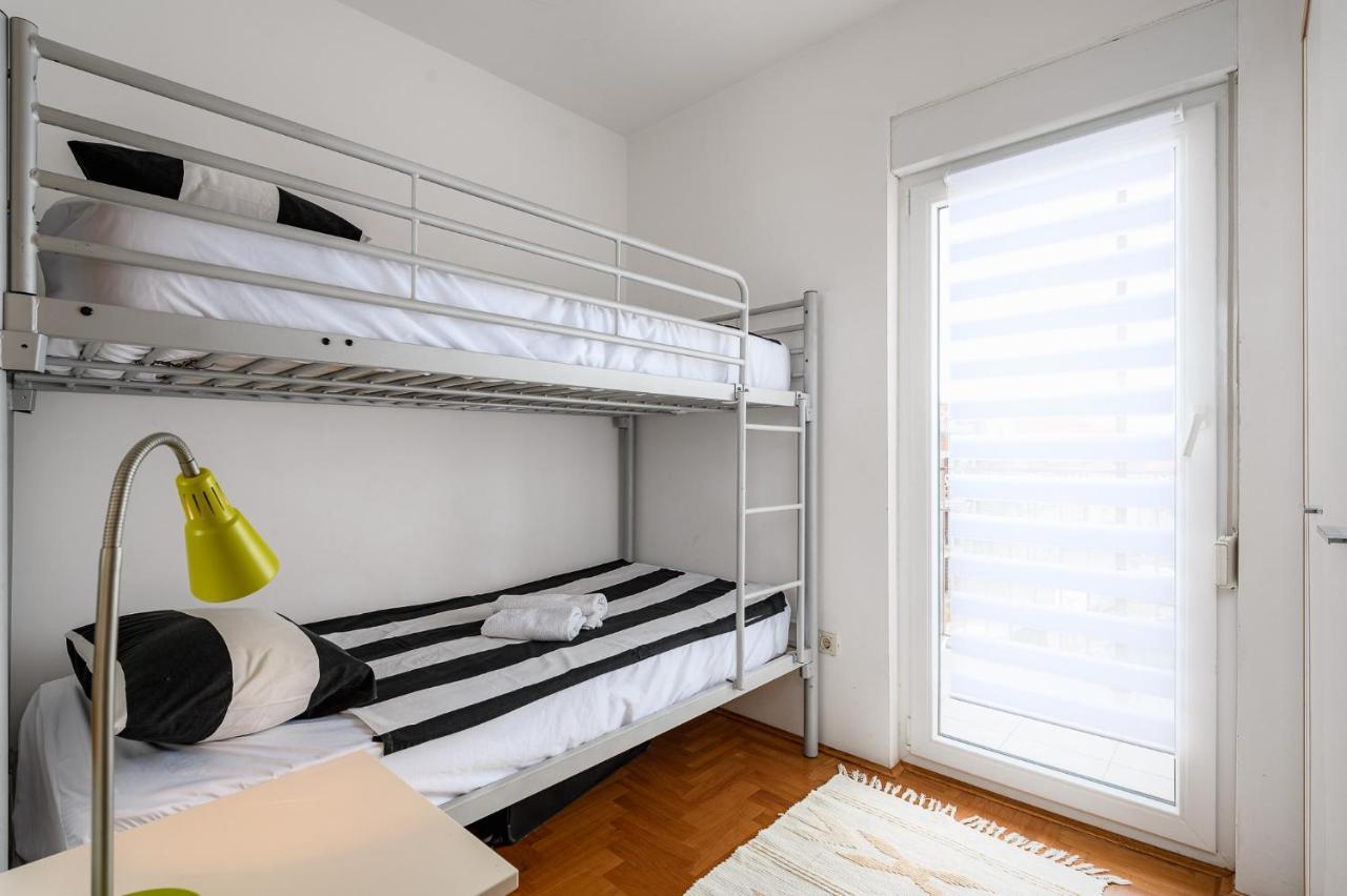 Apartment Ares 13 In Umag Center Экстерьер фото